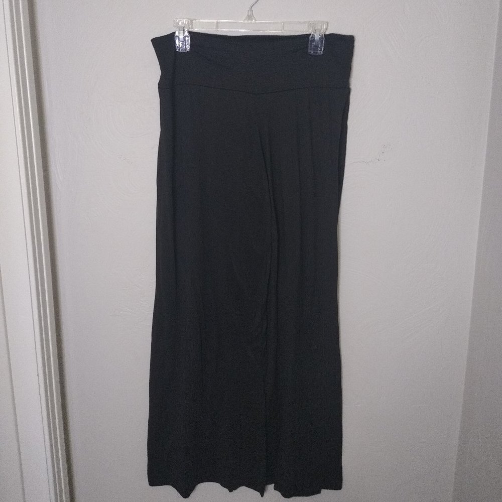 Kiyochic Boutique  black boot cut leggings